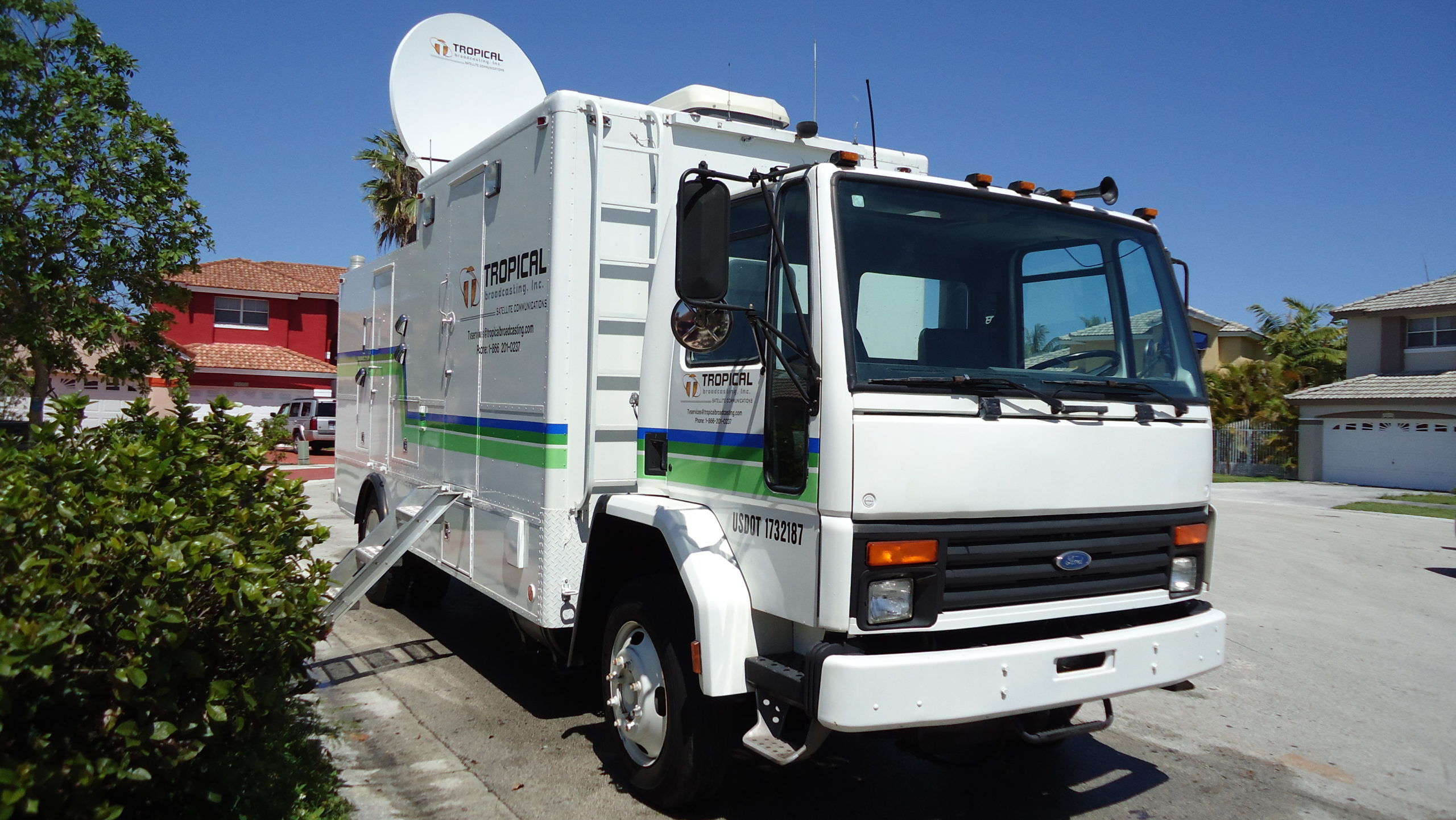 Truck-Tropical-Broadcasting